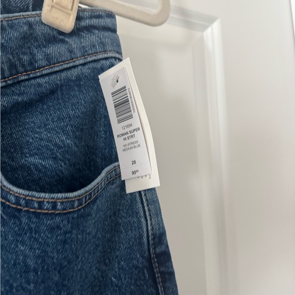 Denim Forum Rowan Super Hi-rise Straight Jean - Picture 5 of 7